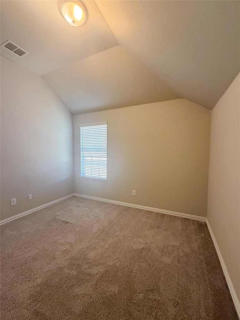 504 Pineview Drive - Photo 17