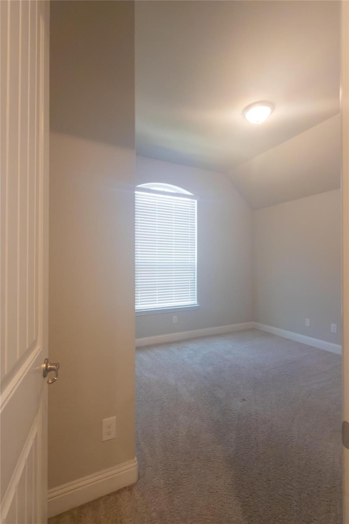 504 Pineview Drive - Photo 16