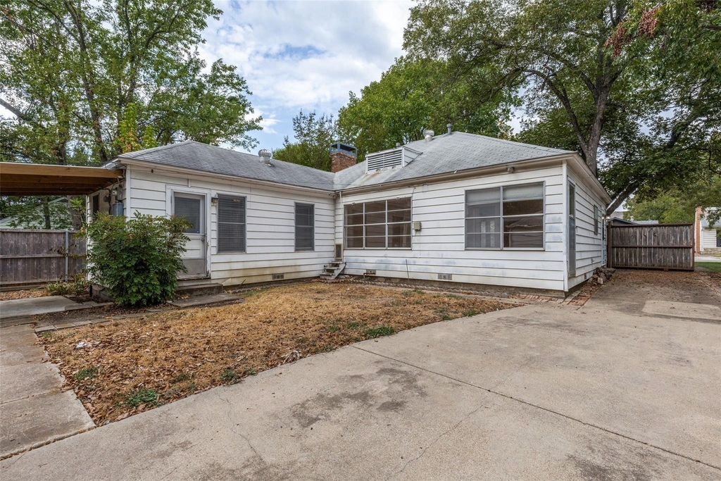 8714 Forest Hills Boulevard - Photo 20