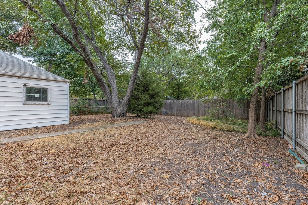8714 Forest Hills Boulevard - Photo 21
