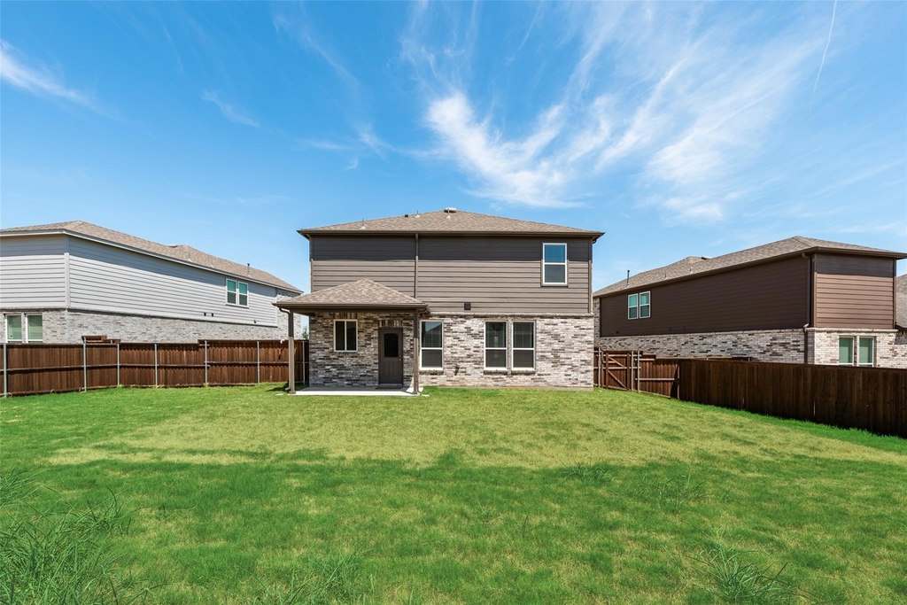 711 Puma Street - Photo 30