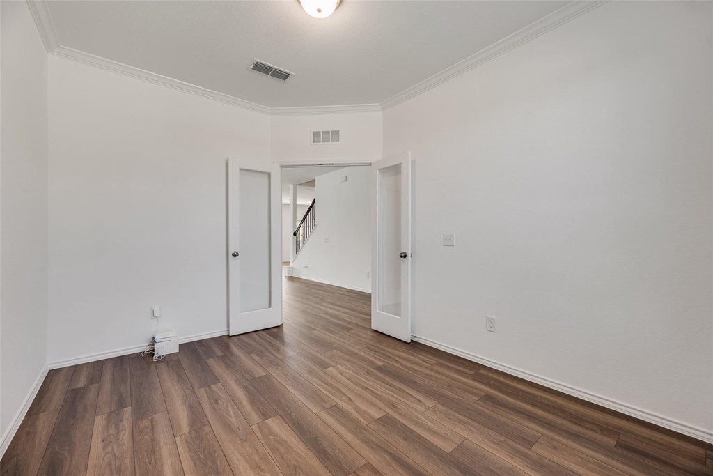 711 Puma Street - Photo 6