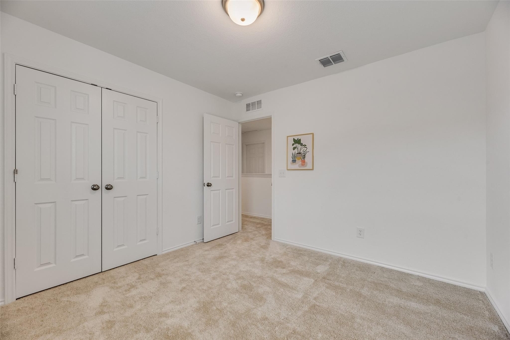 711 Puma Street - Photo 19