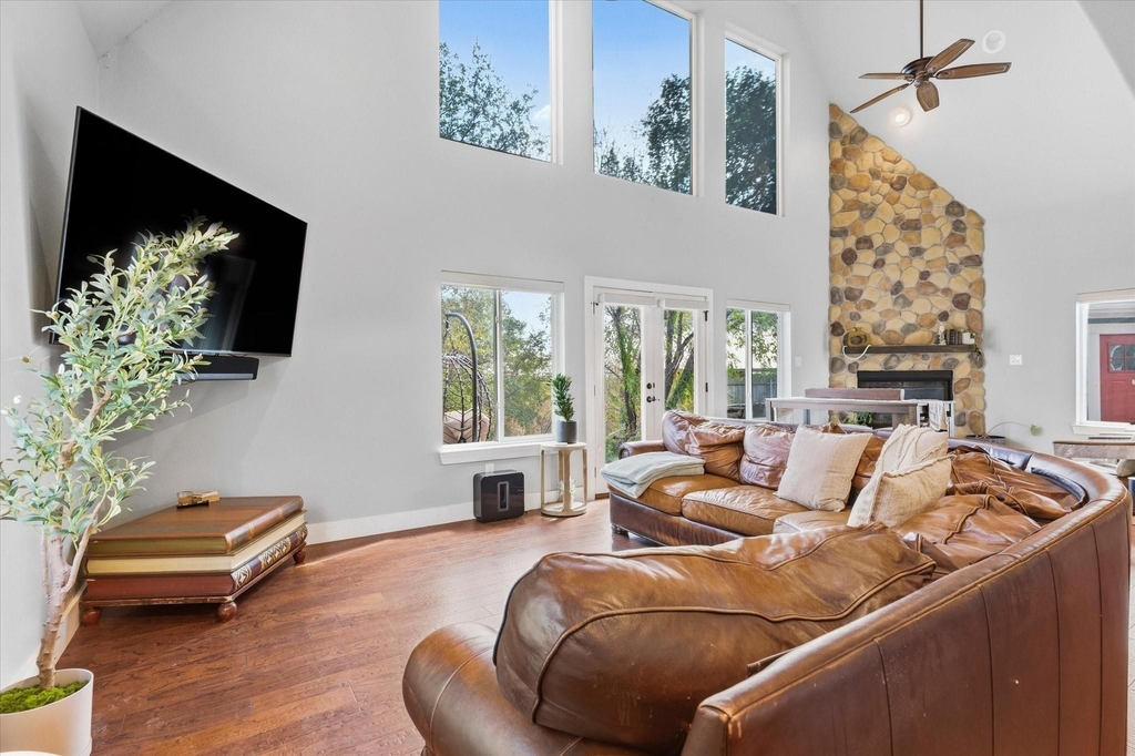 3910 Pocahontas Drive - Photo 9