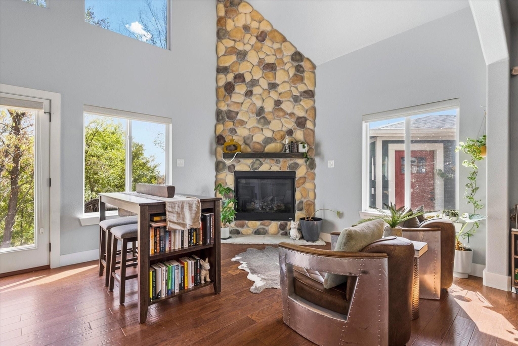 3910 Pocahontas Drive - Photo 5