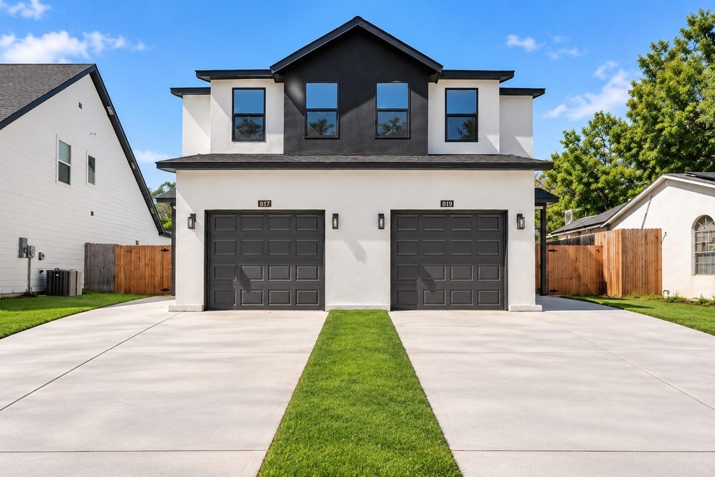 817 Stamps Avenue - Photo 1