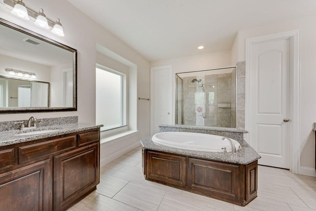 14205 Notting Hill Drive - Photo 7