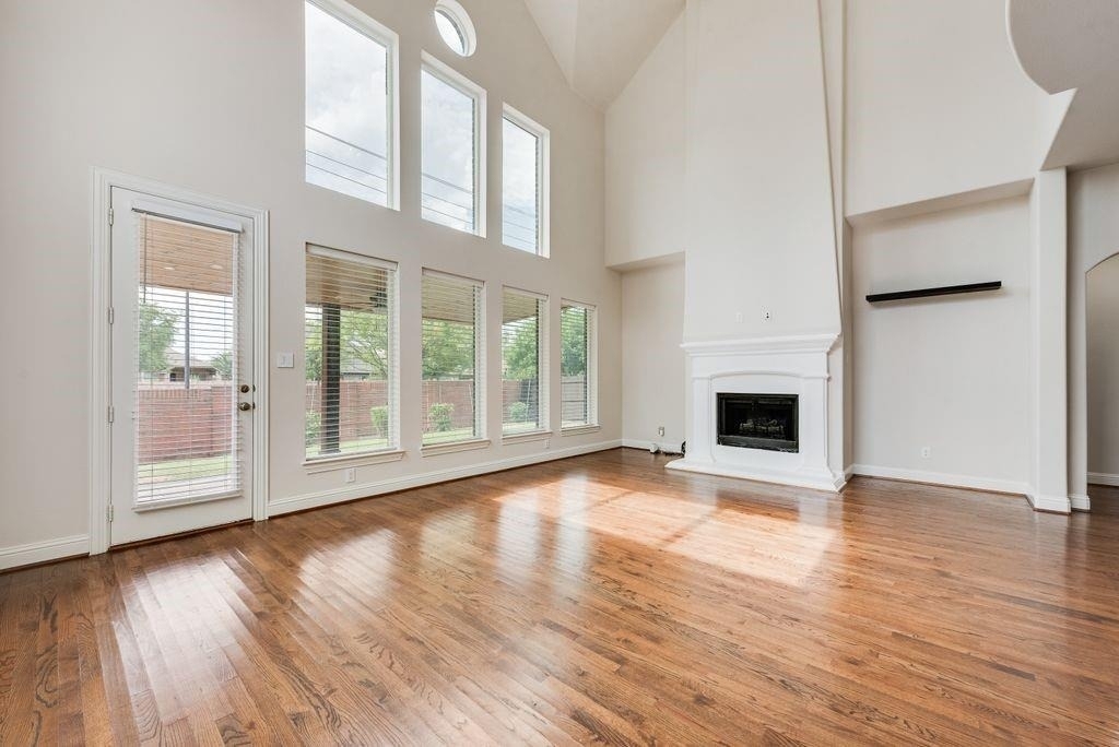 14205 Notting Hill Drive - Photo 3