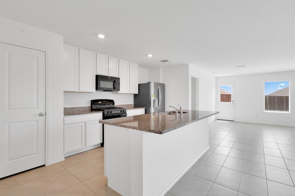 2804 Eppright Drive - Photo 3