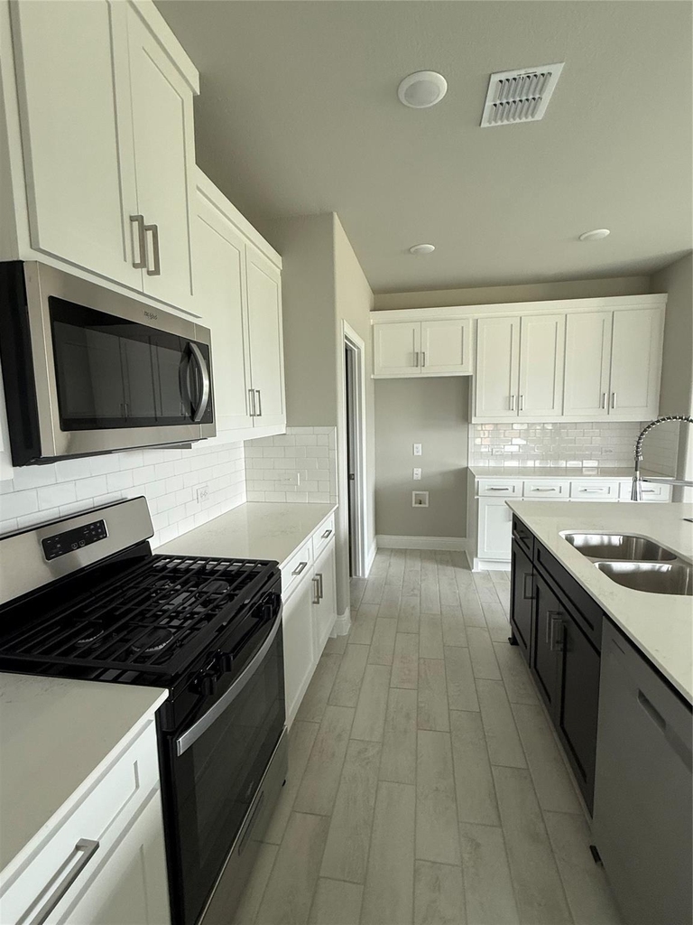 804 Sicily Boulevard - Photo 6
