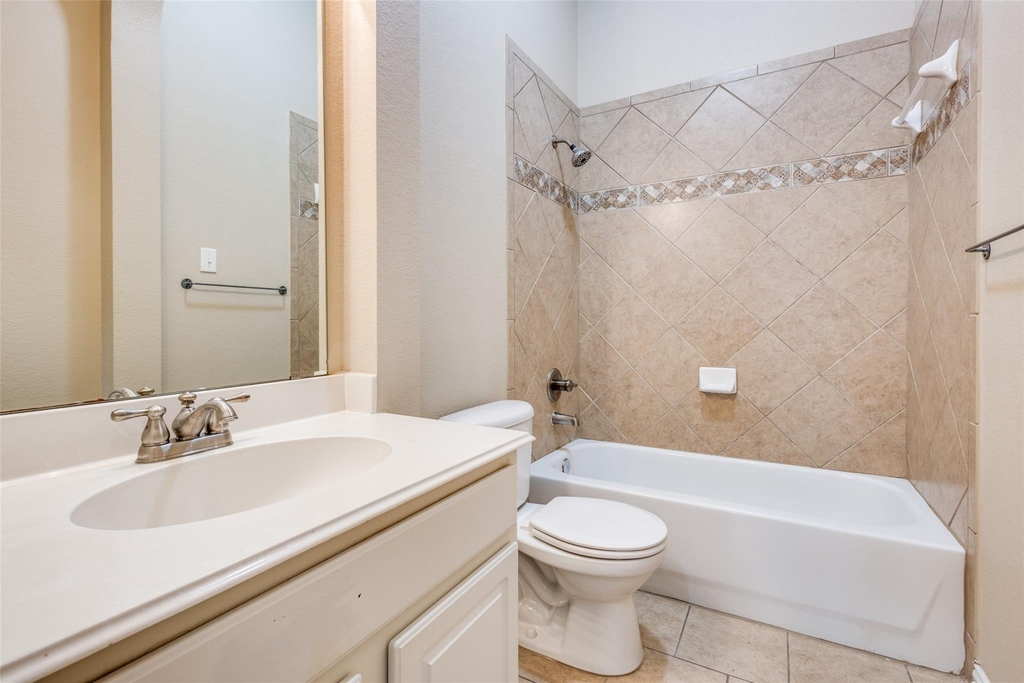 7204 Meredith Court - Photo 16
