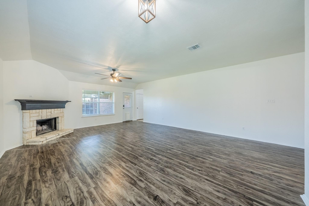 117 Shadybrook Drive - Photo 3