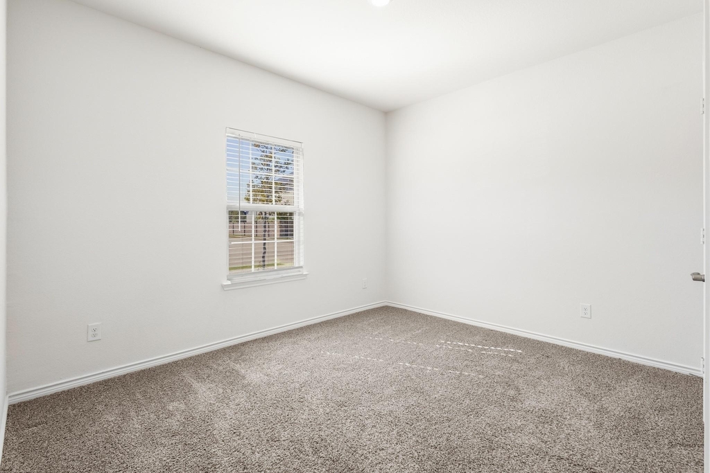 1536 Estivella Drive - Photo 13