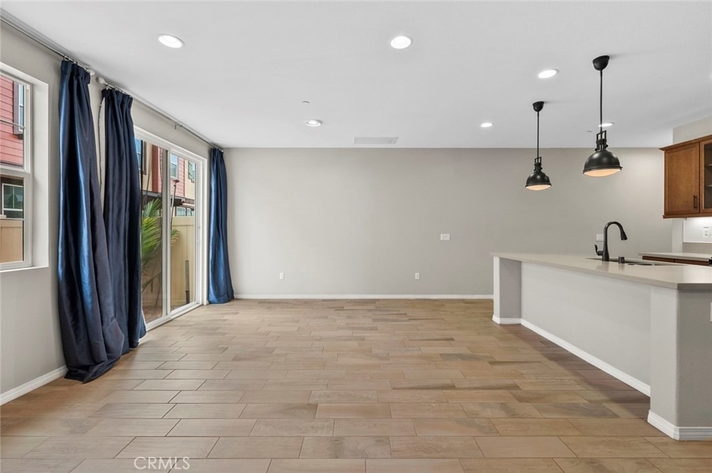 22071 Barrington Way - Photo 8