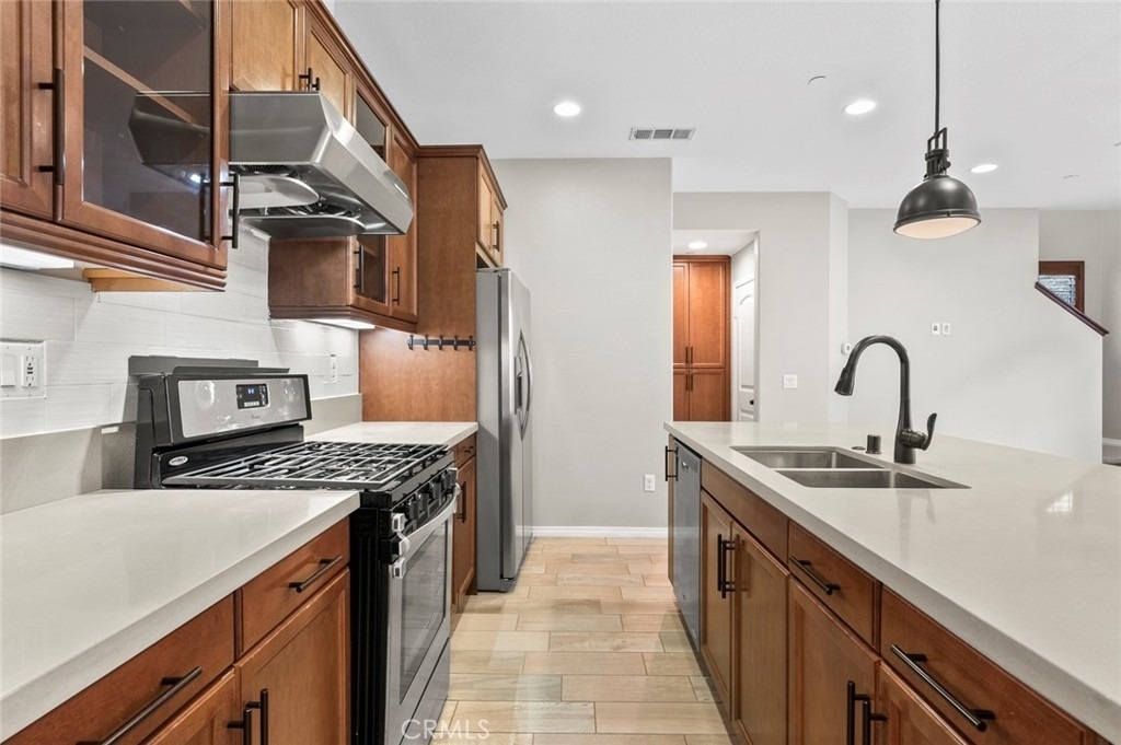 22071 Barrington Way - Photo 2