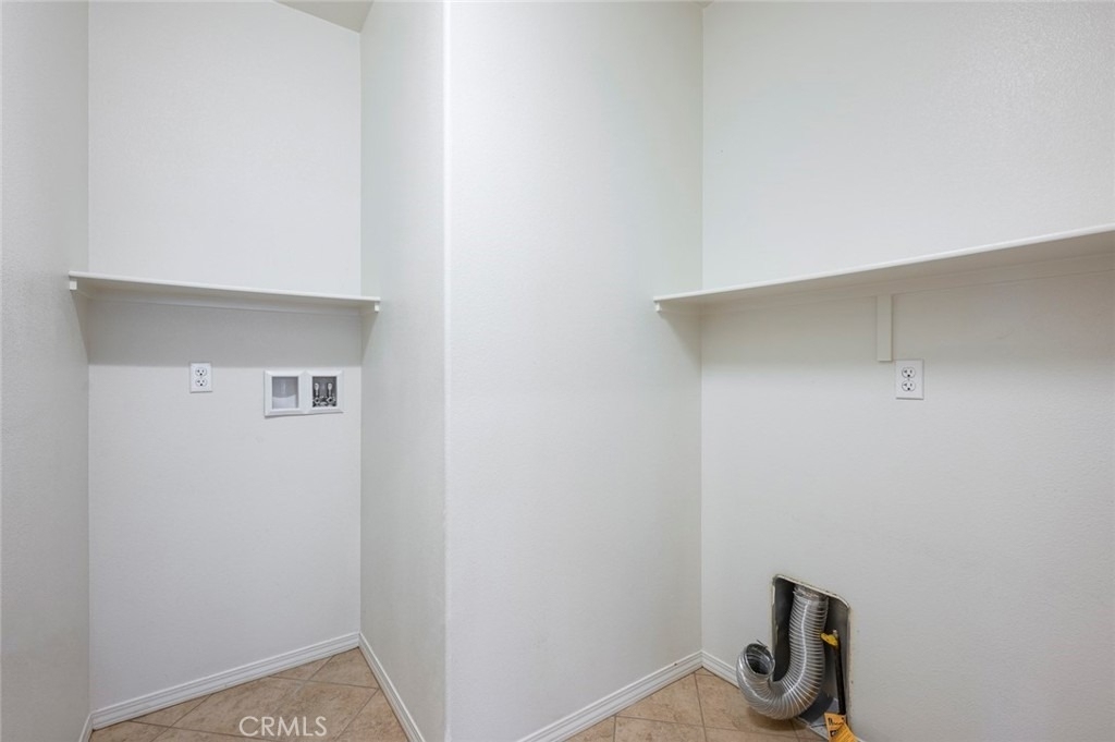 22071 Barrington Way - Photo 17