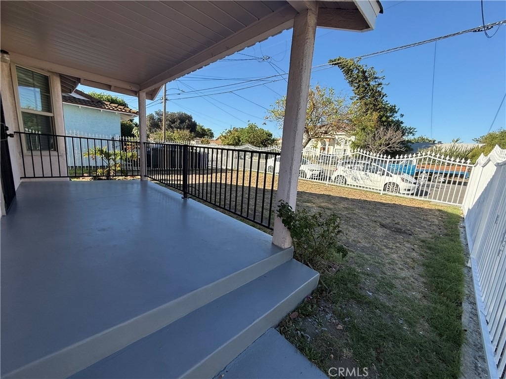 3322 Charlotte Ave - Photo 3