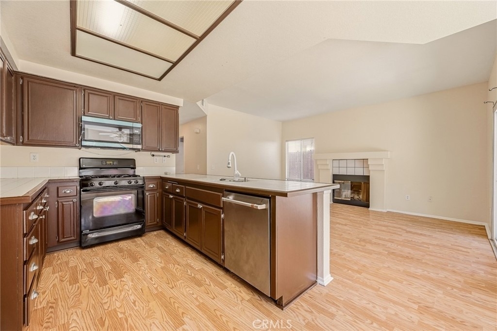 10670 Village - Photo 10