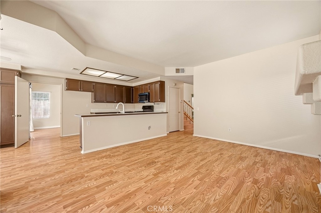 10670 Village - Photo 11