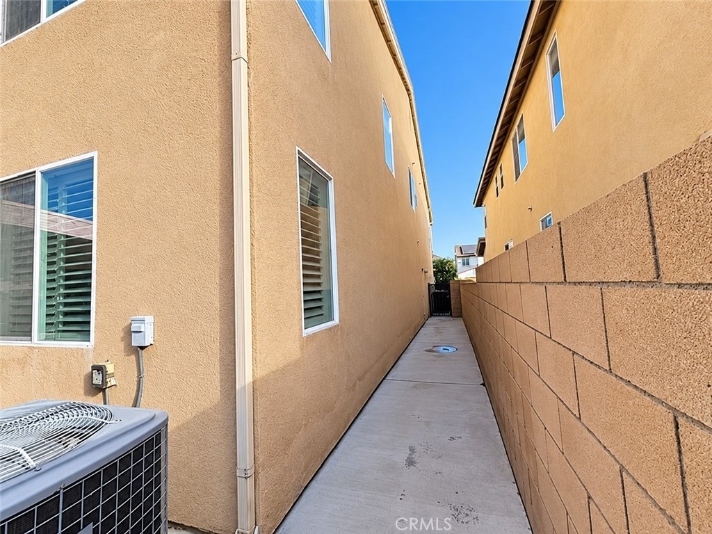 13773 Deerpath Circle - Photo 27