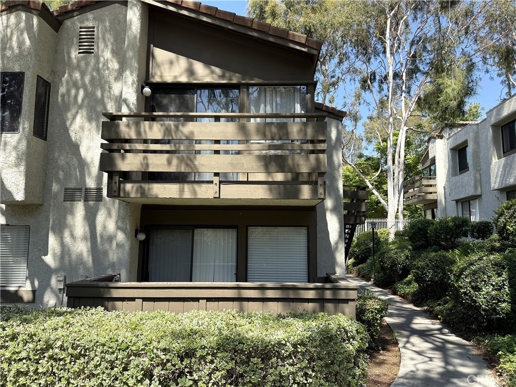 22734 Lakeway Drive - Photo 0
