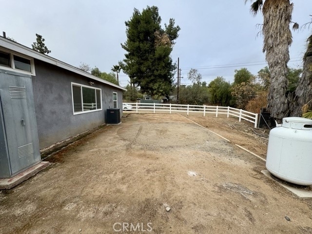 27300 Peach Street - Photo 28