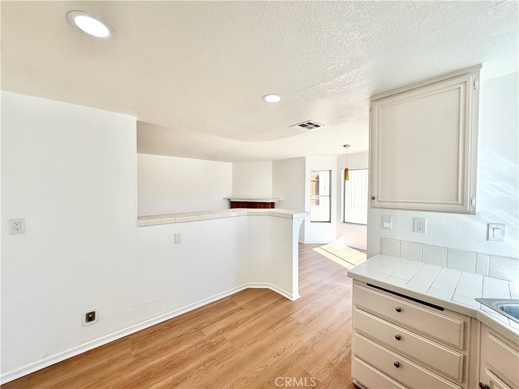 26121 Coronada Drive - Photo 18
