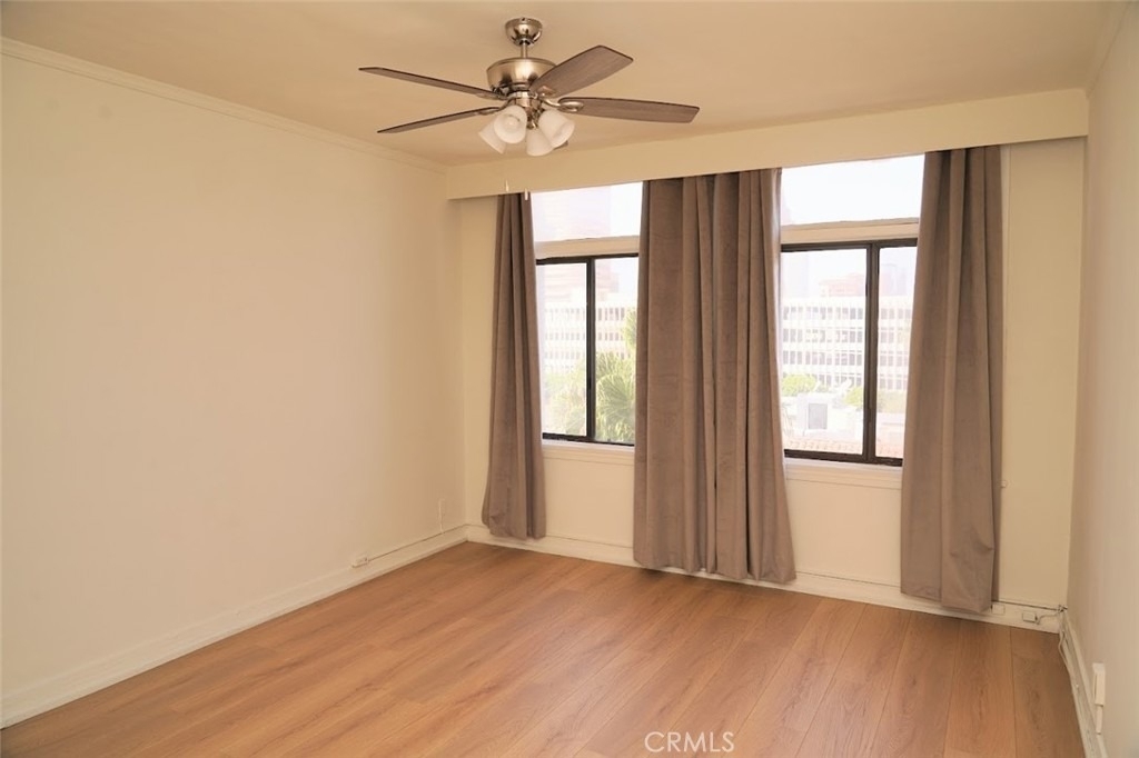 140 Linden - Photo 2