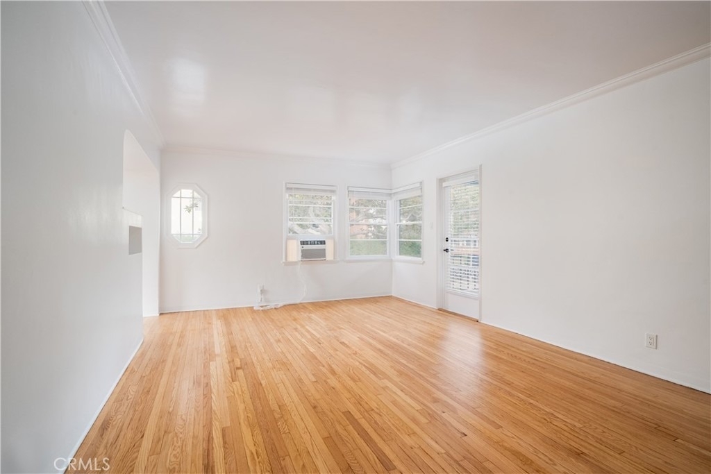 265 N Swall Drive - Photo 3