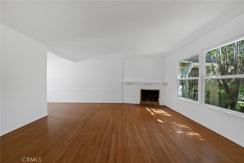 5424 Kester Avenue - Photo 5