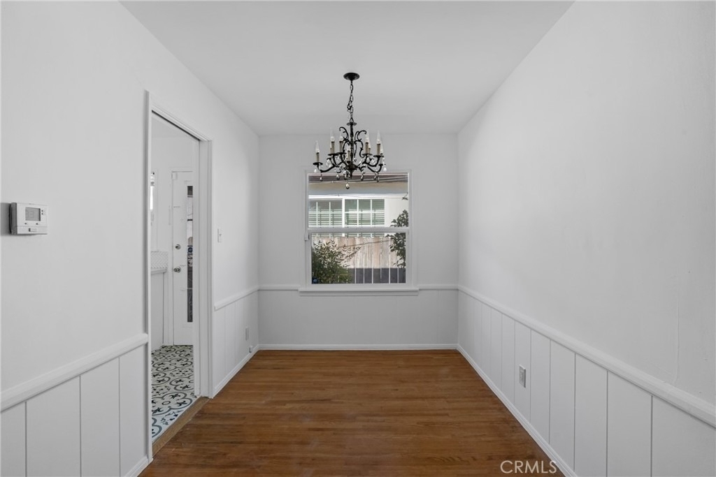 5424 Kester Avenue - Photo 8