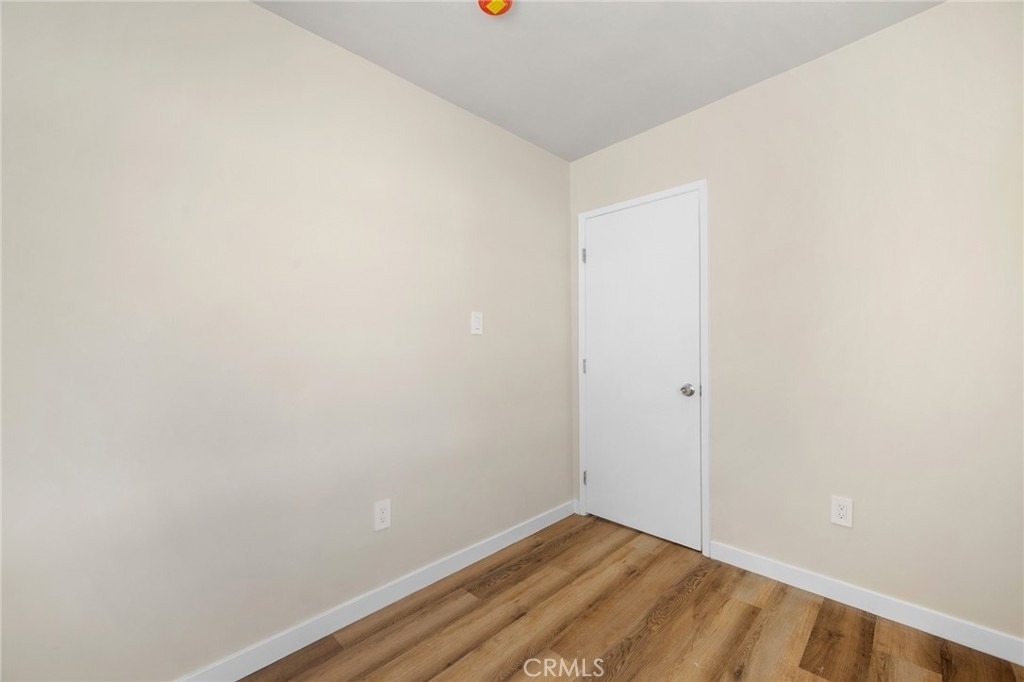 908 E Maple - Photo 12