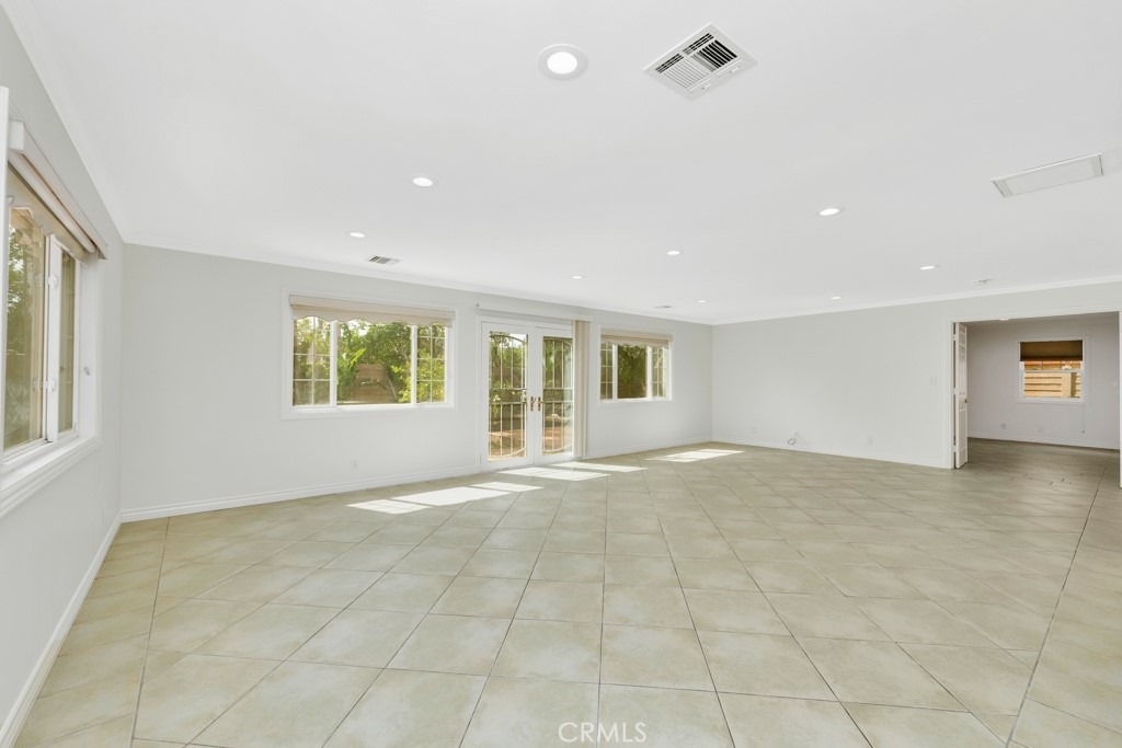 9401 Rhea - Photo 11