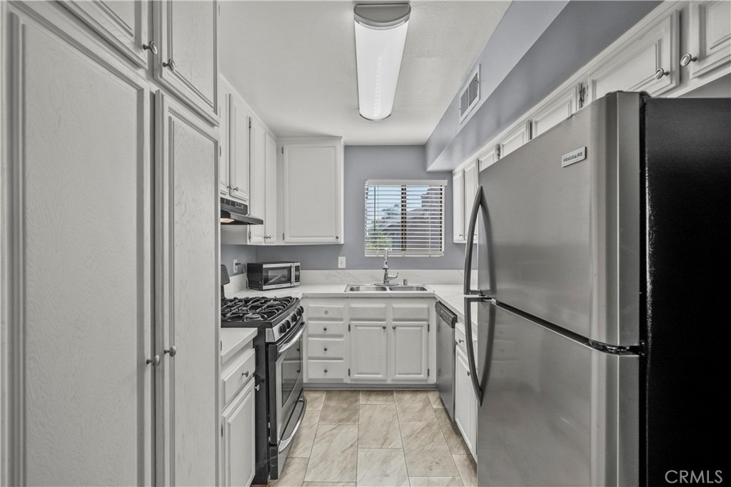 12624 Ralston Avenue - Photo 26