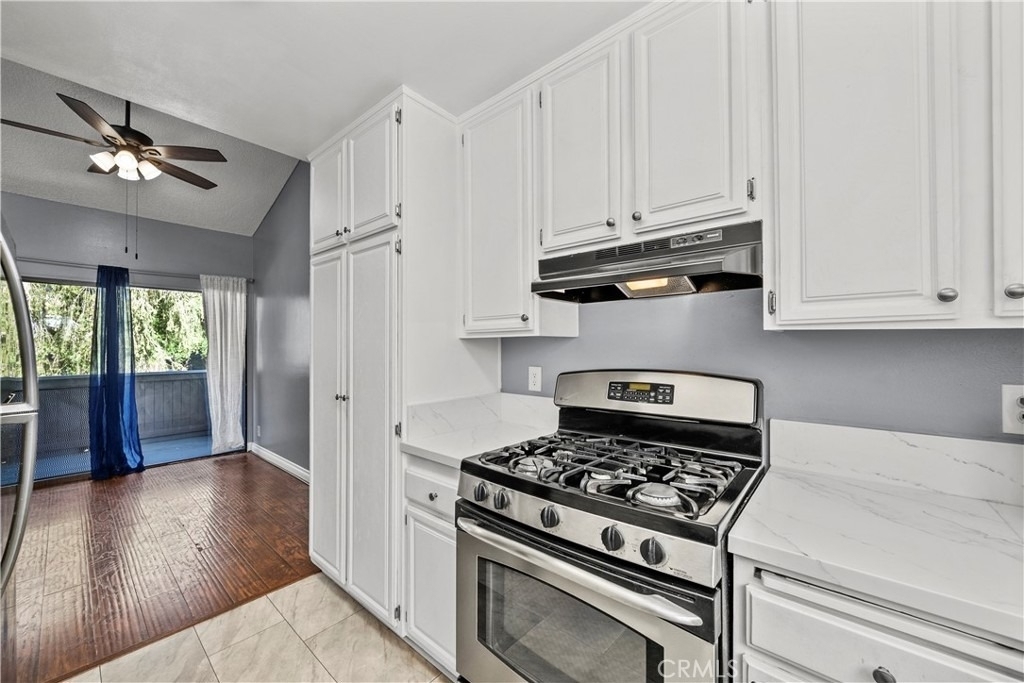 12624 Ralston Avenue - Photo 27
