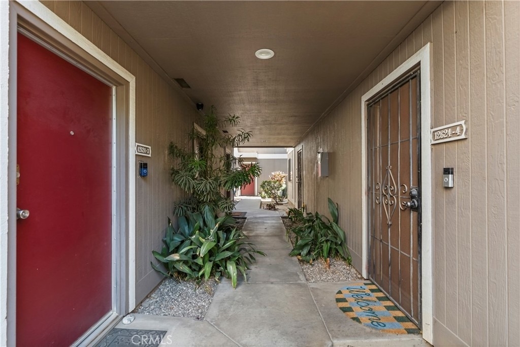 12624 Ralston Avenue - Photo 12