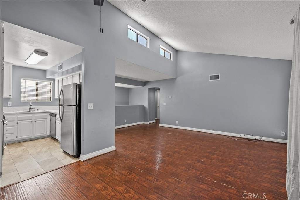 12624 Ralston Avenue - Photo 22