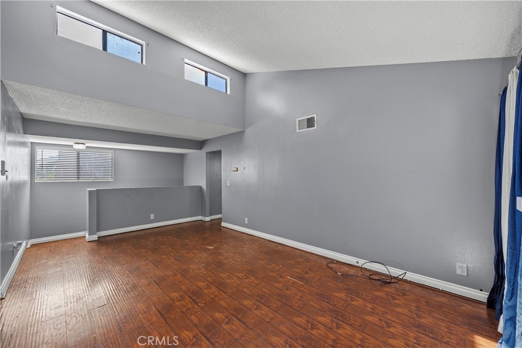 12624 Ralston Avenue - Photo 25