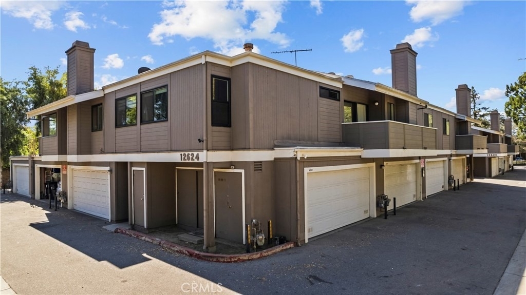 12624 Ralston Avenue - Photo 7
