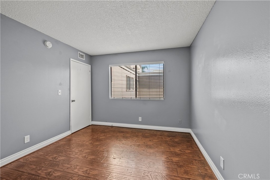 12624 Ralston Avenue - Photo 35