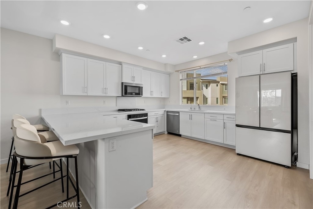27579 Sanctuary Ct. - Photo 3