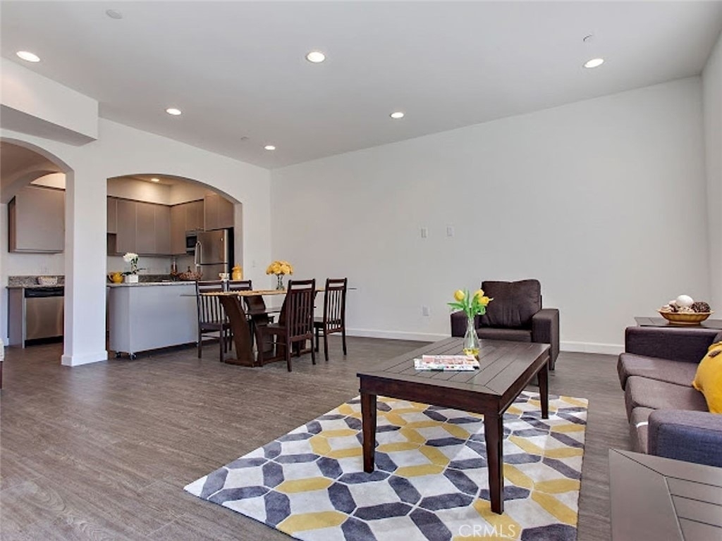 610 Levering Avenue - Photo 1