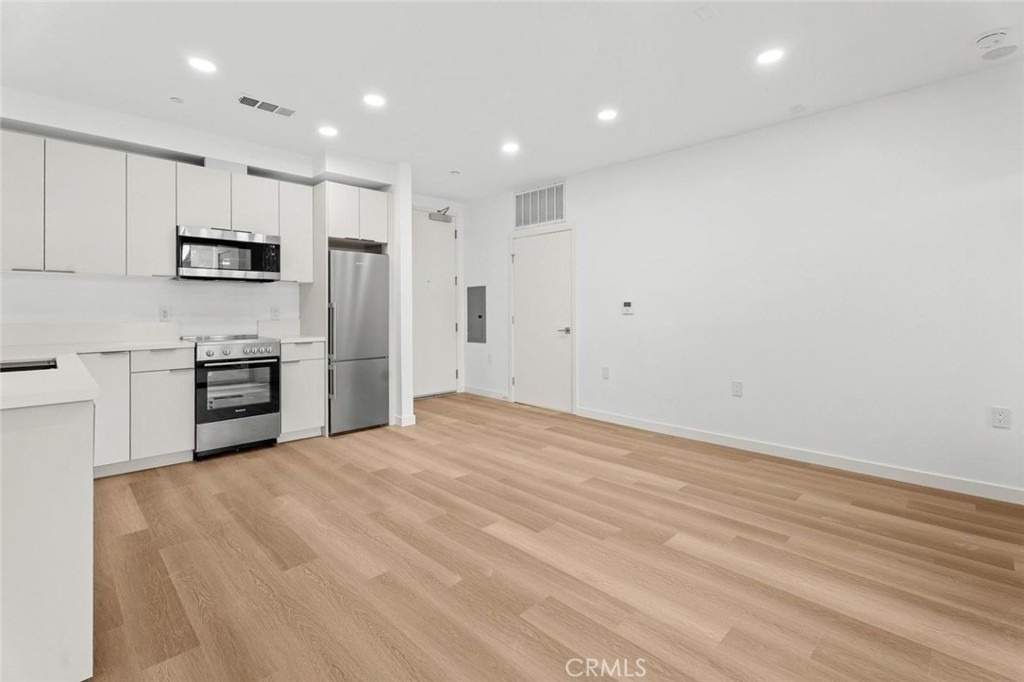1233 Dunsmuir Avenue - Photo 5
