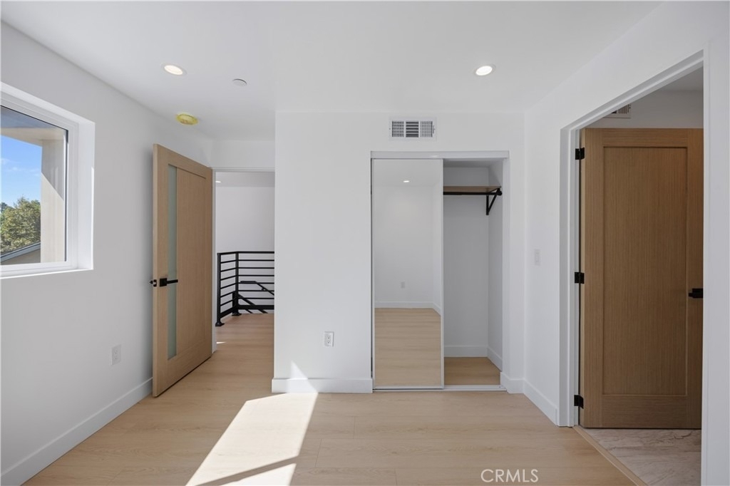 7702 Lasaine Avenue - Photo 17