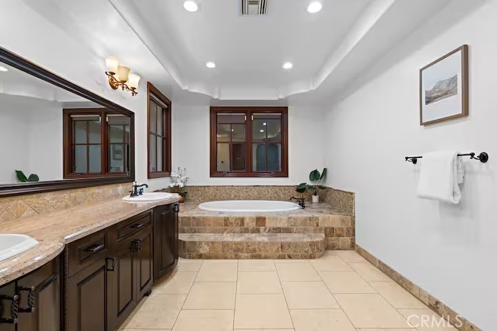 16806 Addison Street - Photo 14