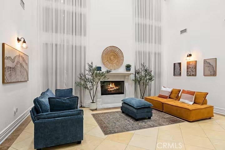 16806 Addison Street - Photo 4