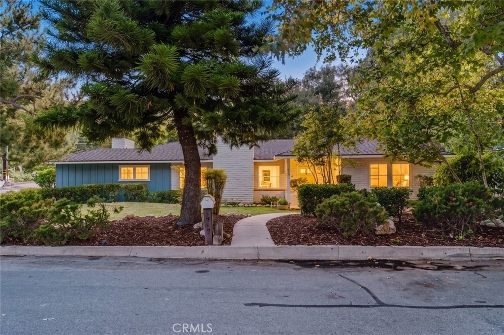 3747 El Lado Drive - Photo 0