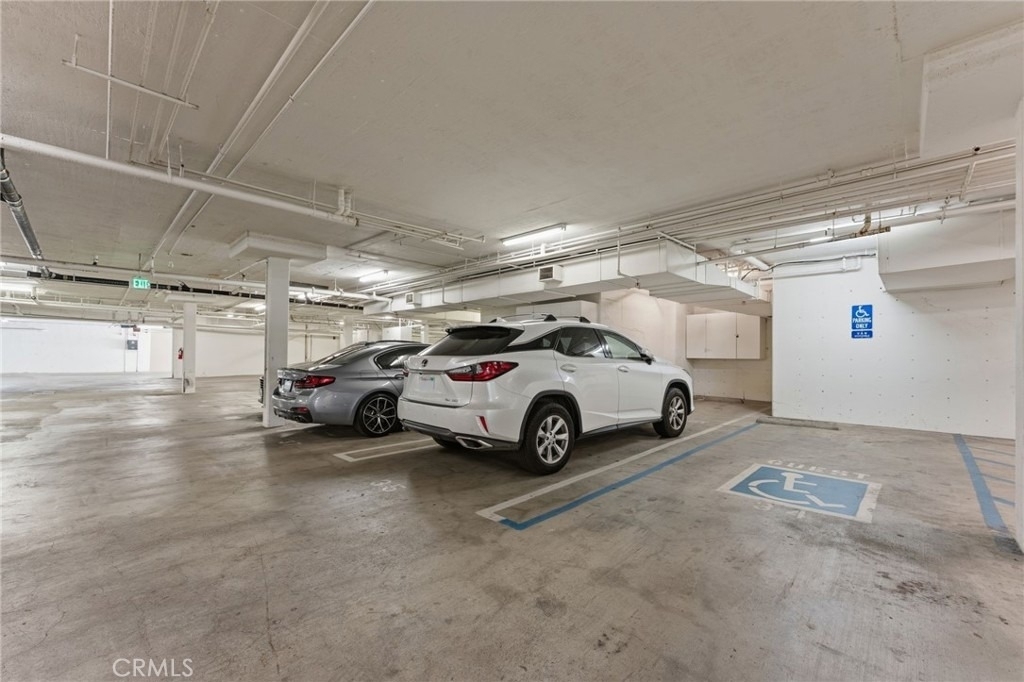 850 N Croft Avenue - Photo 32