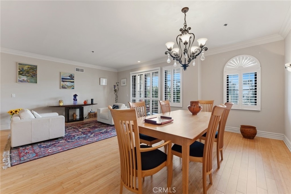 850 N Croft Avenue - Photo 9