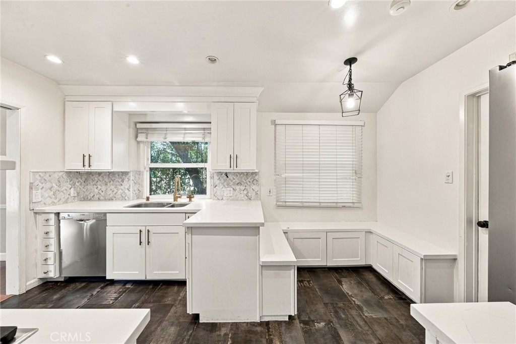 13047 Magnolia Boulevard - Photo 14